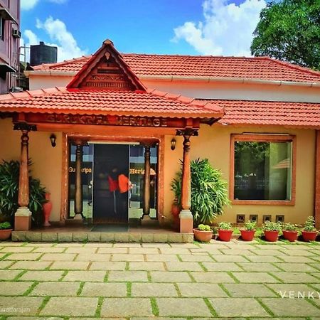 Отель Gurukripa Heritage Thrissur Экстерьер фото